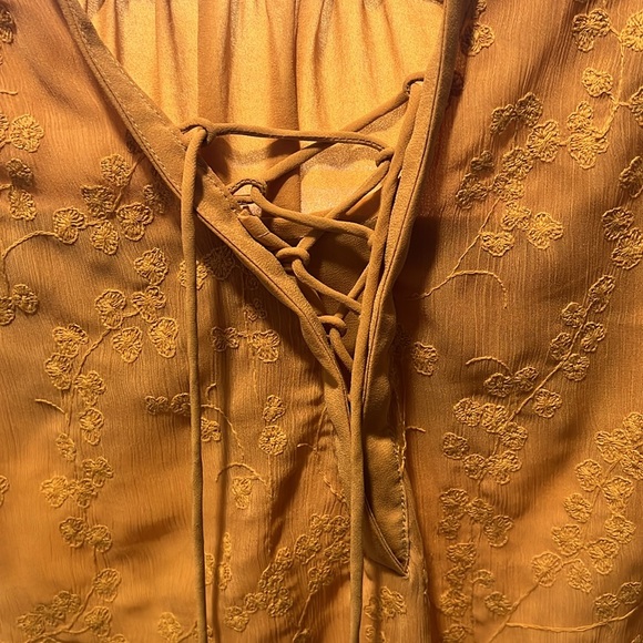 Maeve yellow blouse - Picture 2 of 3